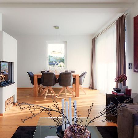 Platschberg Urban Hideaway - Stilvolles Ferienhaus Mit Pool An Der Weinstrasse Berghausen Ruang foto