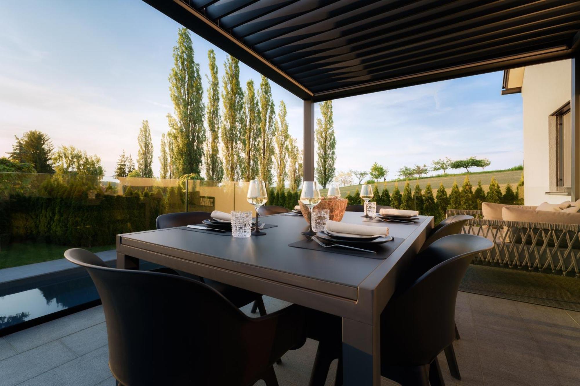 Platschberg Urban Hideaway - Stilvolles Ferienhaus Mit Pool An Der Weinstrasse Berghausen Ruang foto