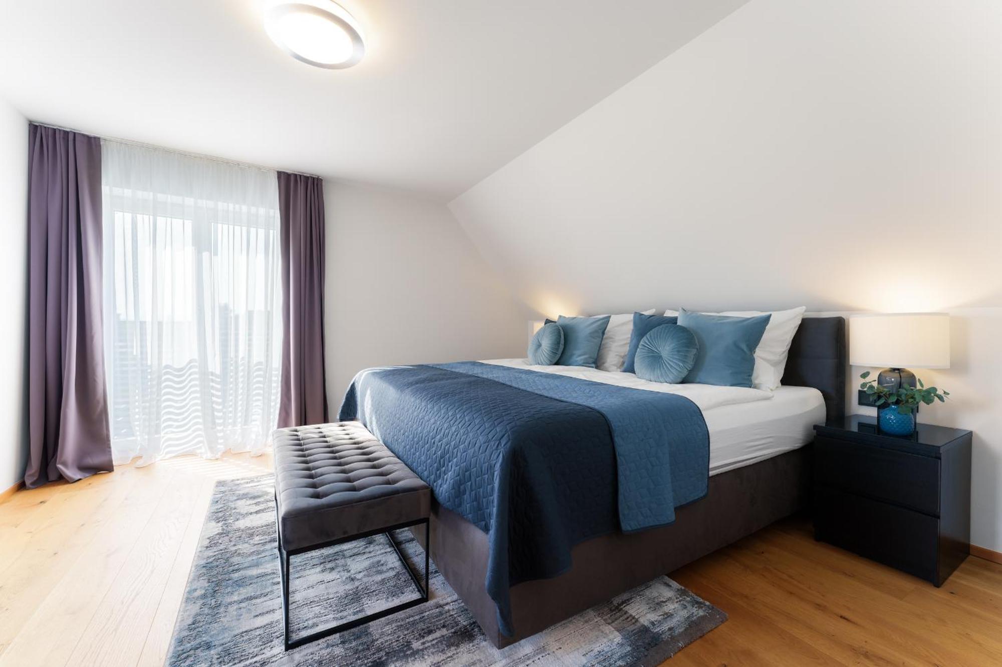 Platschberg Urban Hideaway - Stilvolles Ferienhaus Mit Pool An Der Weinstrasse Berghausen Ruang foto