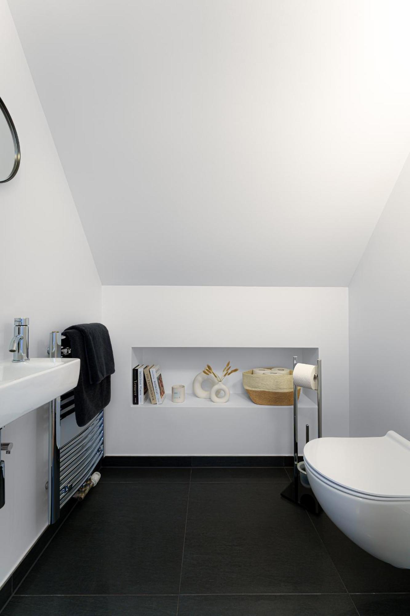 Platschberg Urban Hideaway - Stilvolles Ferienhaus Mit Pool An Der Weinstrasse Berghausen Ruang foto
