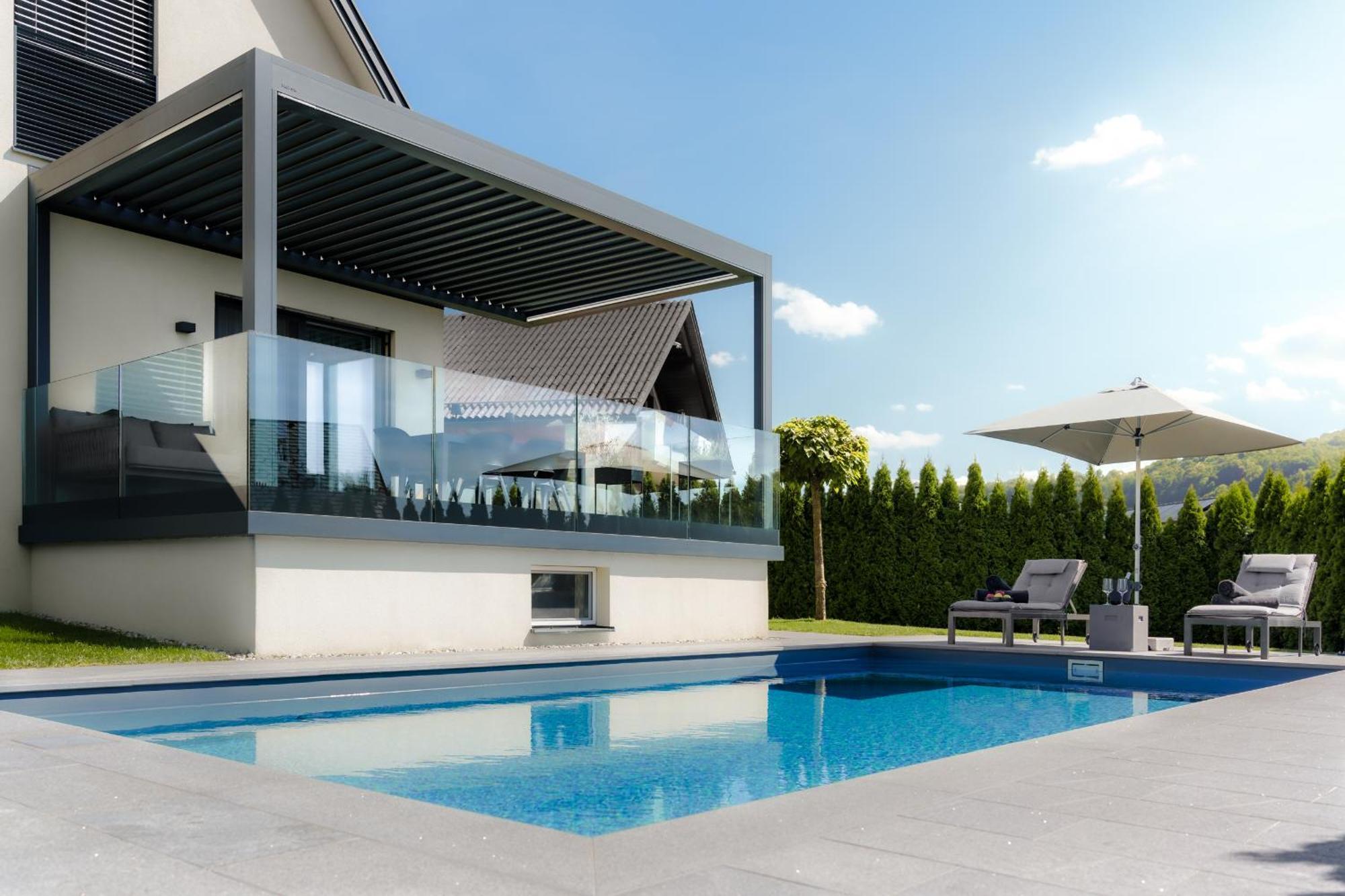 Platschberg Urban Hideaway - Stilvolles Ferienhaus Mit Pool An Der Weinstrasse Berghausen Ruang foto